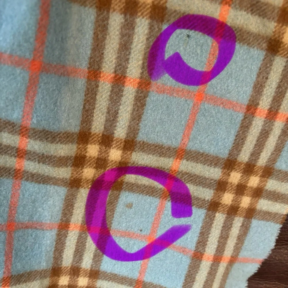 ✨BURBERRY Vintage Cashmere Check Print Scarf Authentic with CALL OUTS - Picture 8 of 9